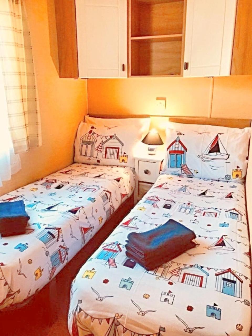 Hillside Caravan Dawlish Esterno foto